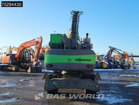 žádný  Sennebogen 821 (3)