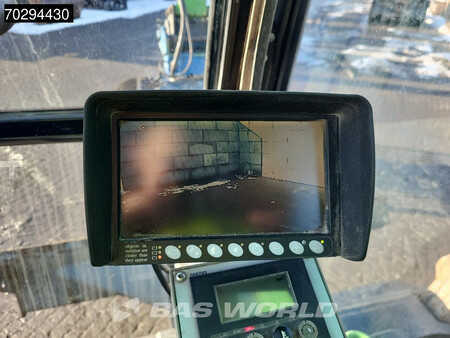 žádný  Sennebogen 821 (31)