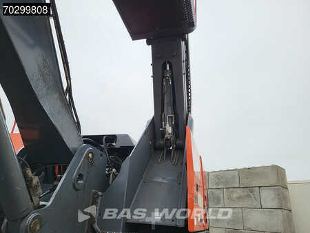 nessuno  Atlas 270 MH (15)