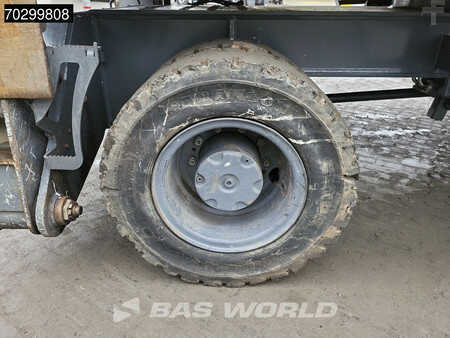 nessuno  Atlas 270 MH (35)