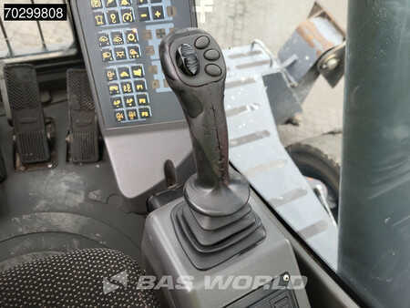 nessuno  Atlas 270 MH (40)