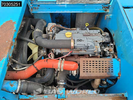 ingen  Terex MHL320 (19)