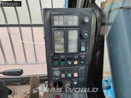 ingen  Terex MHL320 (36)