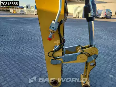 Nenhum  CAT Lift Trucks MH3022 (17)