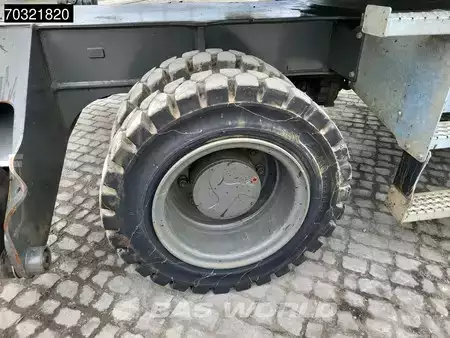 geen  Sennebogen 817 E (28)