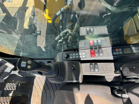 Ei mitään  CAT Lift Trucks MH3022 (33)