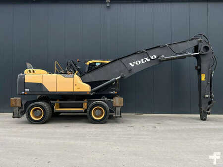 geen  Volvo EW210D MH (7)