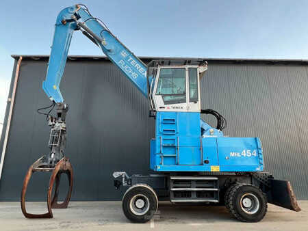 ingen  Fuchs MHL 454 (5)