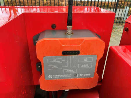 nessuno  Crawler HXB-5.5t (17)