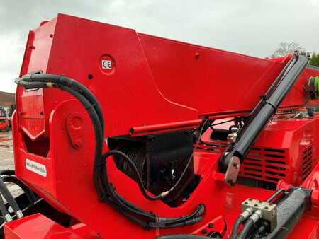 nessuno  Crawler HXB-5.5t (24)