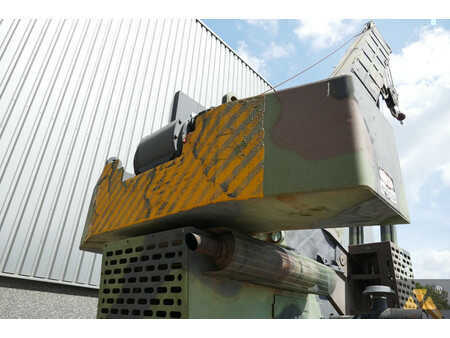 ingen  Grove RT875 Ex-army (18)