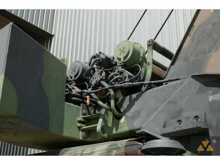 ingen  Grove RT875 Ex-army (19)