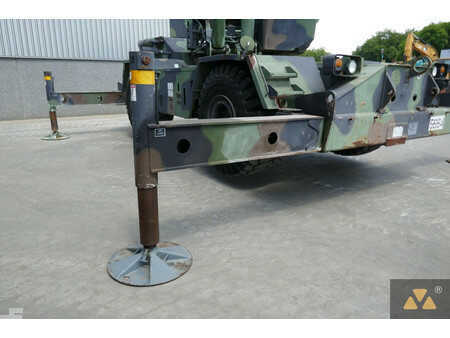 ingen  Grove RT875 Ex-army (40)