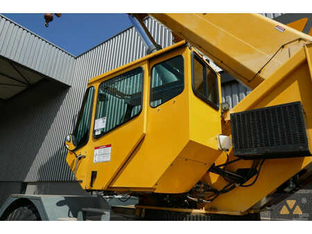ninguno  Grove RT700E (22)