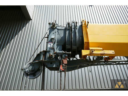 ninguno  Grove RT700E (28)