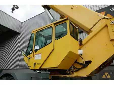 nessuno  Grove RT700E (12)