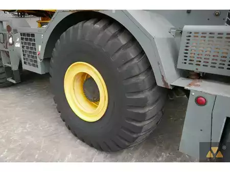 nessuno  Grove RT700E (39)