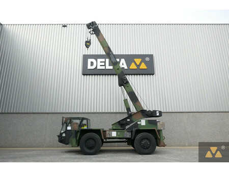 žádný  Terex LRT110 Ex-Army (1)