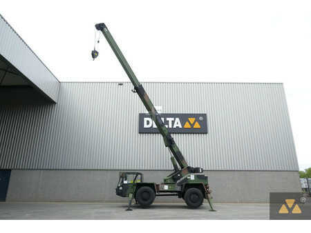 žádný  Terex LRT110 Ex-Army (10)