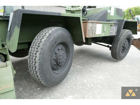 žádný  Terex LRT110 Ex-Army (25)