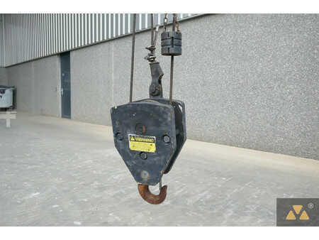 žádný  Terex LRT110 Ex-Army (30)