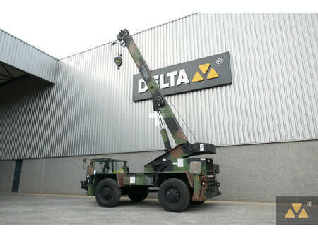 žádný  Terex LRT110 Ex-Army (6)