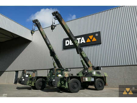 žádný  Terex LRT110 Ex-Army (8)