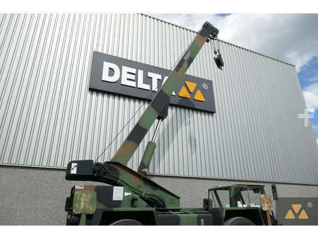 žádný  Terex LRT110 Ex-Army (10)