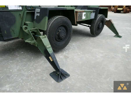 žádný  Terex LRT110 Ex-Army (19)