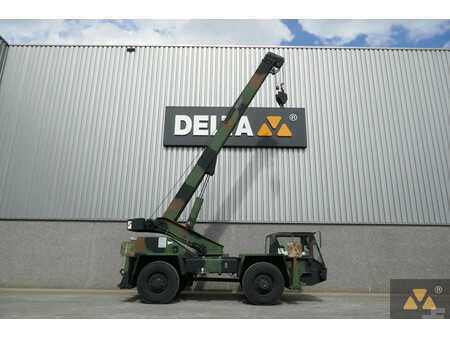 žádný  Terex LRT110 Ex-Army (2)