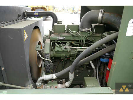 žádný  Terex LRT110 Ex-Army (25)