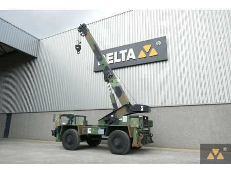 žádný  Terex LRT110 Ex-Army (6)