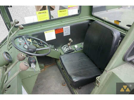 žádný  Terex LRT110 Ex-Army (7)