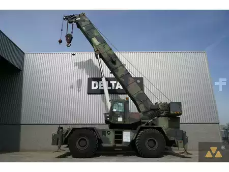 Nenhum  Grove RT875 Ex-army (1)