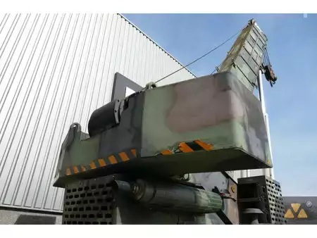 Nenhum  Grove RT875 Ex-army (16)