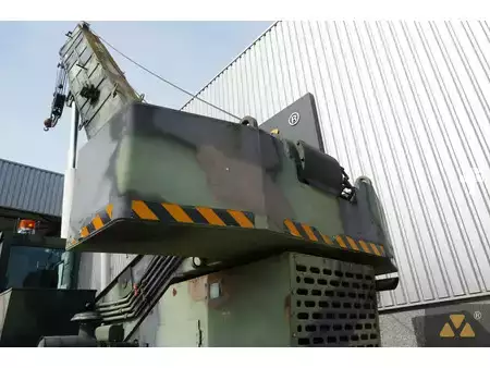 Nenhum  Grove RT875 Ex-army (17)