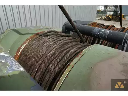 Nenhum  Grove RT875 Ex-army (29)