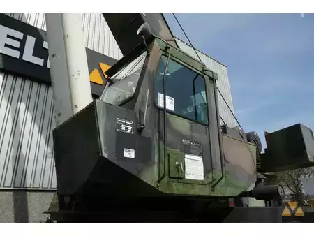 Nenhum  Grove RT875 Ex-army (33)