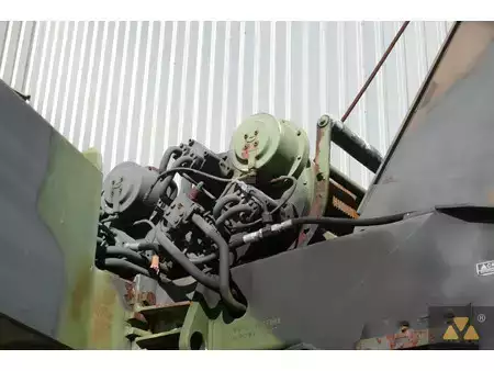 Nenhum  Grove RT875 Ex-army (28)