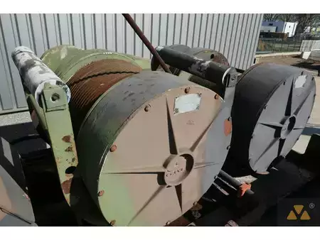 Nenhum  Grove RT875 Ex-army (30)