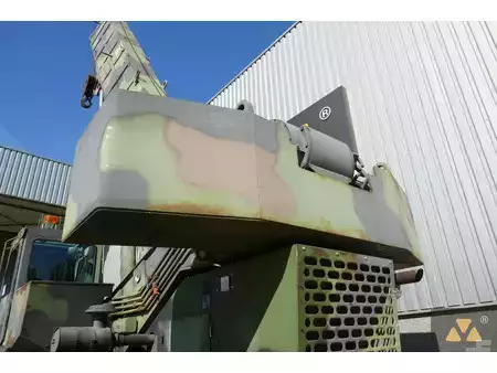 Nenhum  Grove RT875 Ex-army (36)