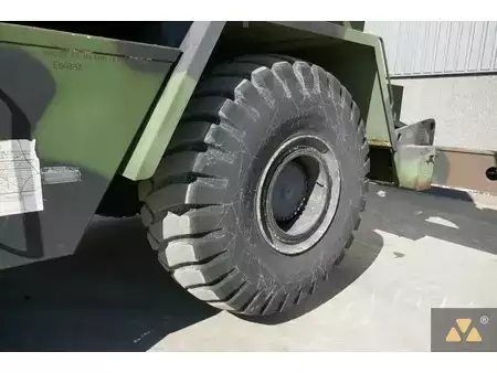 Nenhum  Grove RT875 Ex-army (39)