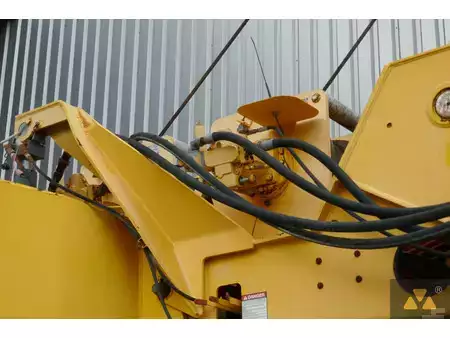 Nenhum  Grove RT890E (22)