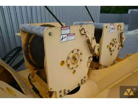 Nenhum  Grove RT890E (24)