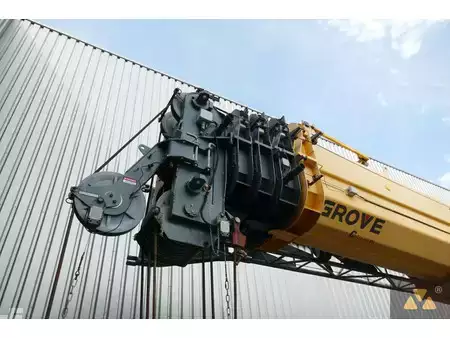 Nenhum  Grove RT890E (40)