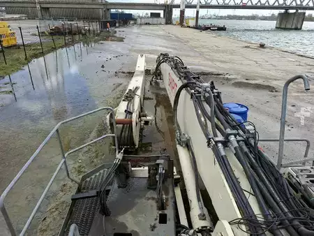 Nenhum  Sennebogen 830 E K17 (only upperstructure with damaged cabin) (12)