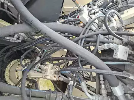 Nenhum  Sennebogen 830 E K17 (only upperstructure with damaged cabin) (14)