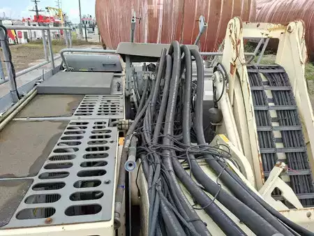 Nenhum  Sennebogen 830 E K17 (only upperstructure with damaged cabin) (16)