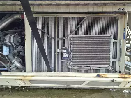 Nenhum  Sennebogen 830 E K17 (only upperstructure with damaged cabin) (17)