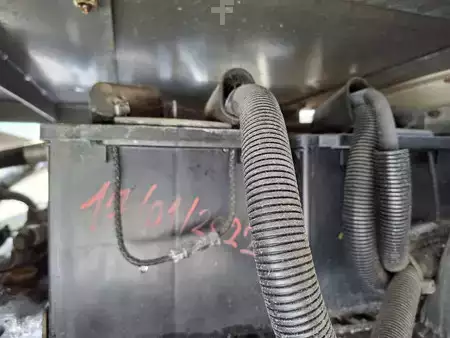 Nenhum  Sennebogen 830 E K17 (only upperstructure with damaged cabin) (22)